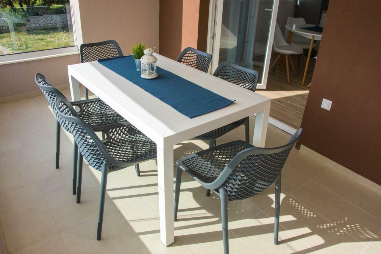 Apartments Melody Mandre Extérieur photo
