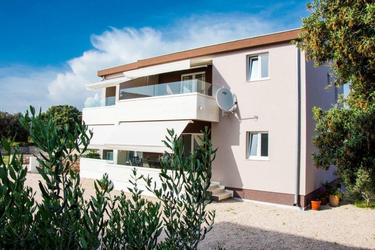 Apartments Melody Mandre Extérieur photo