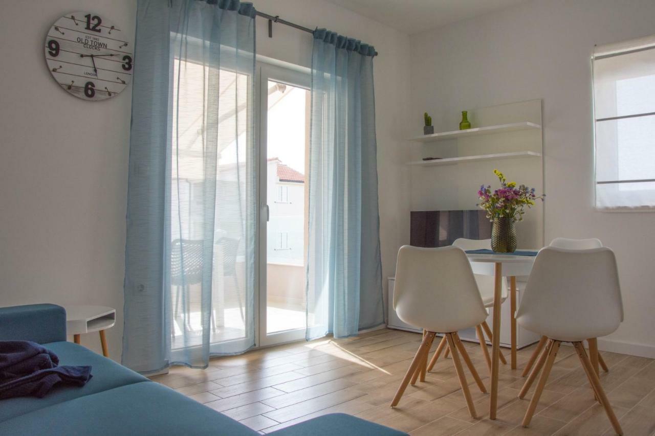 Apartments Melody Mandre Extérieur photo